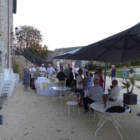 Chateau Du Bertry La Bouexiere Exterior photo